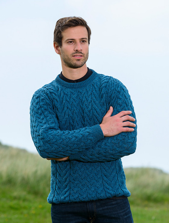 Wool ski sweaters, choosing a wool ski sweater may seem simple, but there are actually many factors to consider