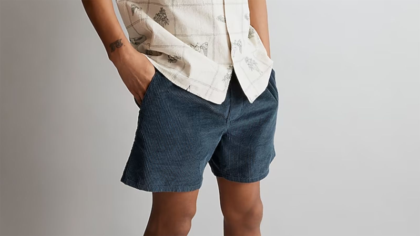 Best men's shorts 2023, there are many different styles of shorts that are suitable for men, and the best one for you will depend on your personal preferences and body type.
