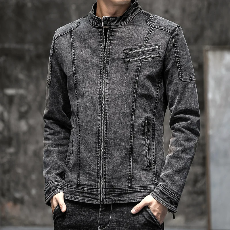 Customização de jaquetas jeans masculinas: ideias e técnicas para personalizar a sua jaqueta.