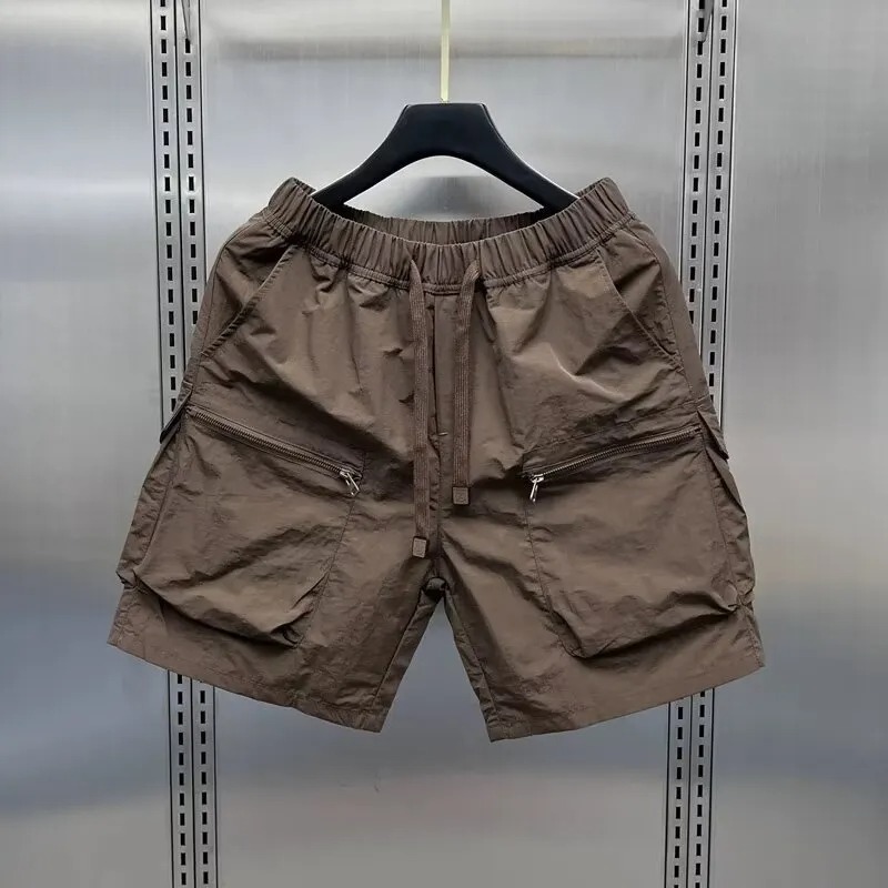 cargo shorts outfit