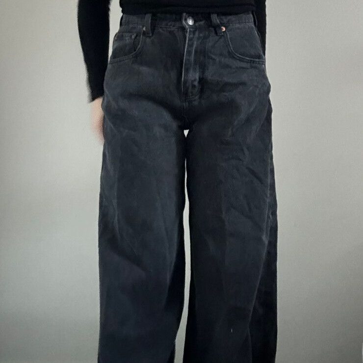 wide jeans