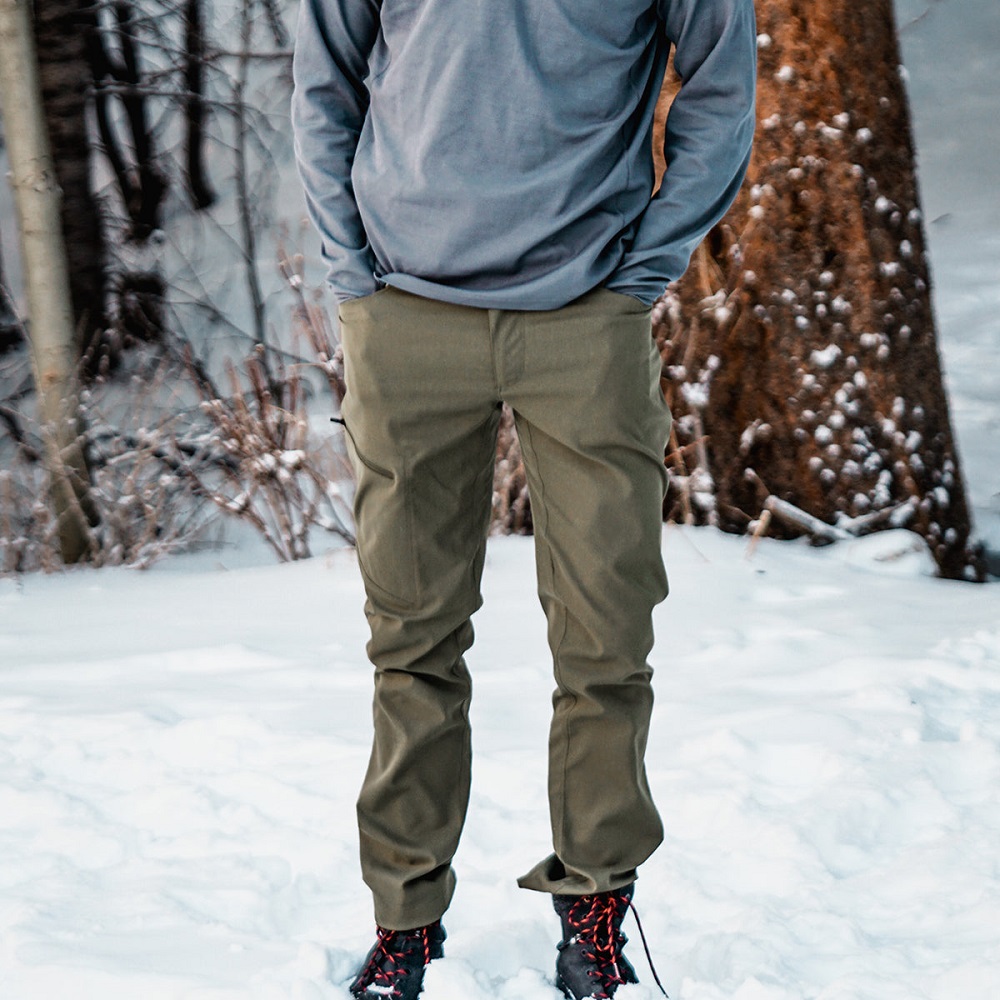 greensatupantssnow