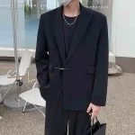 black oversized blazer
