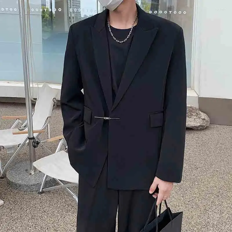 black oversized blazer