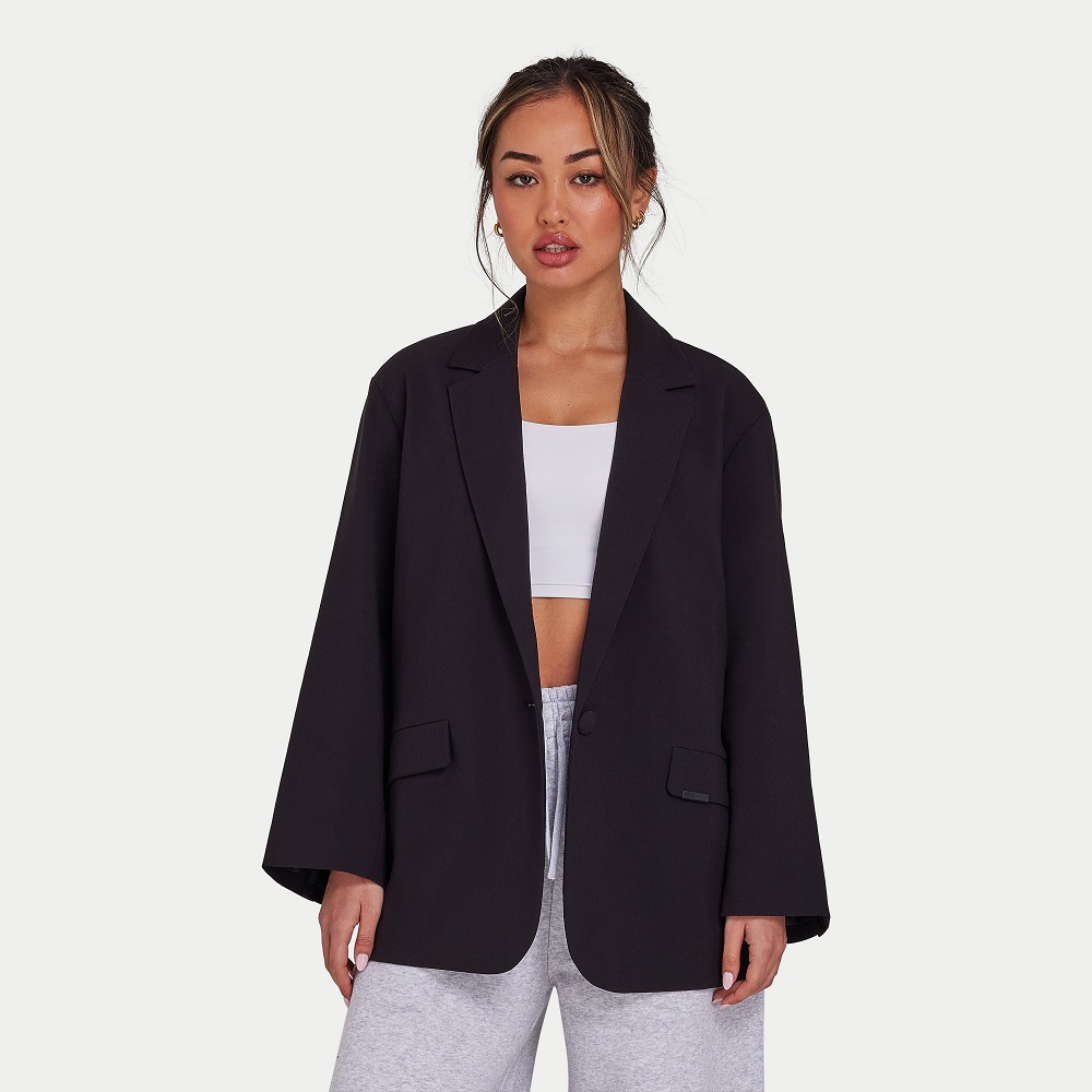oversized black blazer