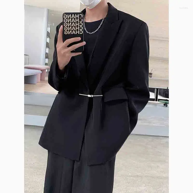 oversized black blazer
