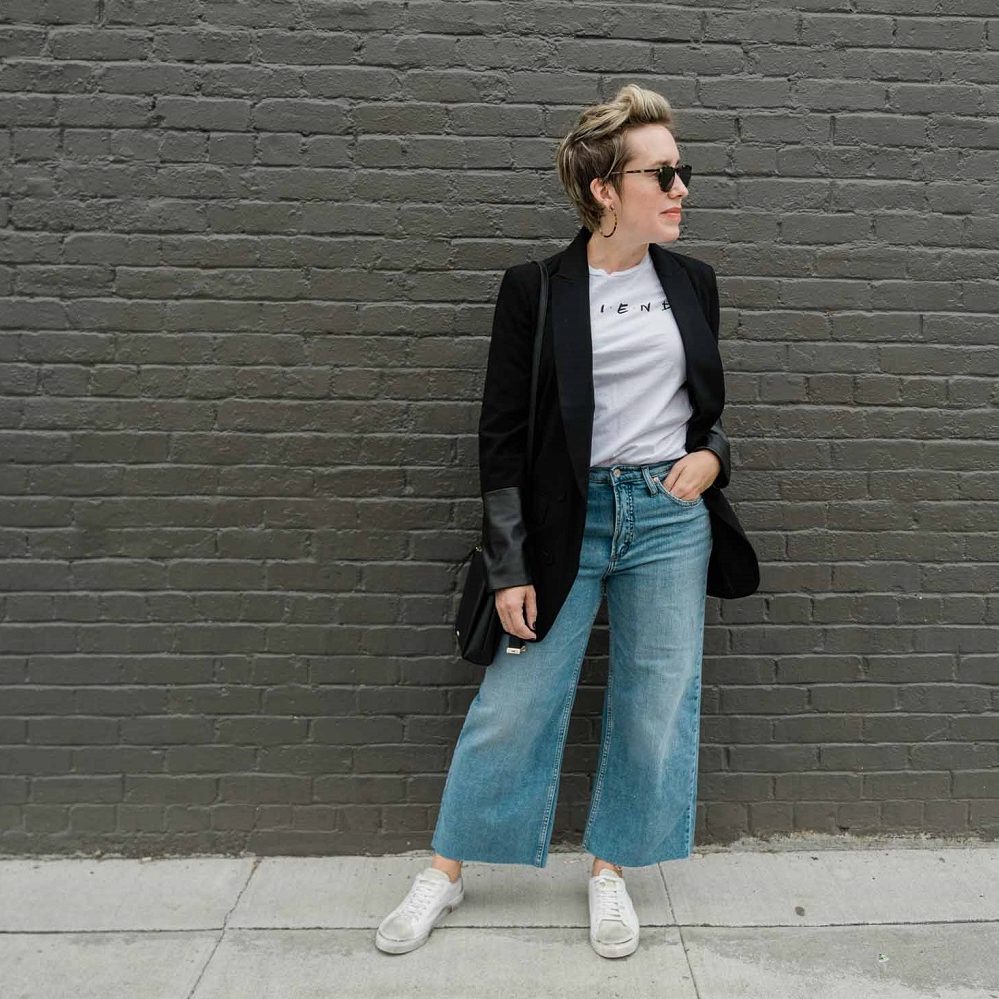 black blazer with jeans