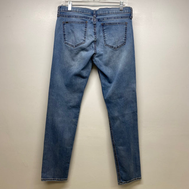 size 30 in womens jeans