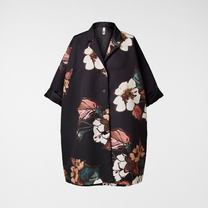oversized-kimono-jacket-with-flowers