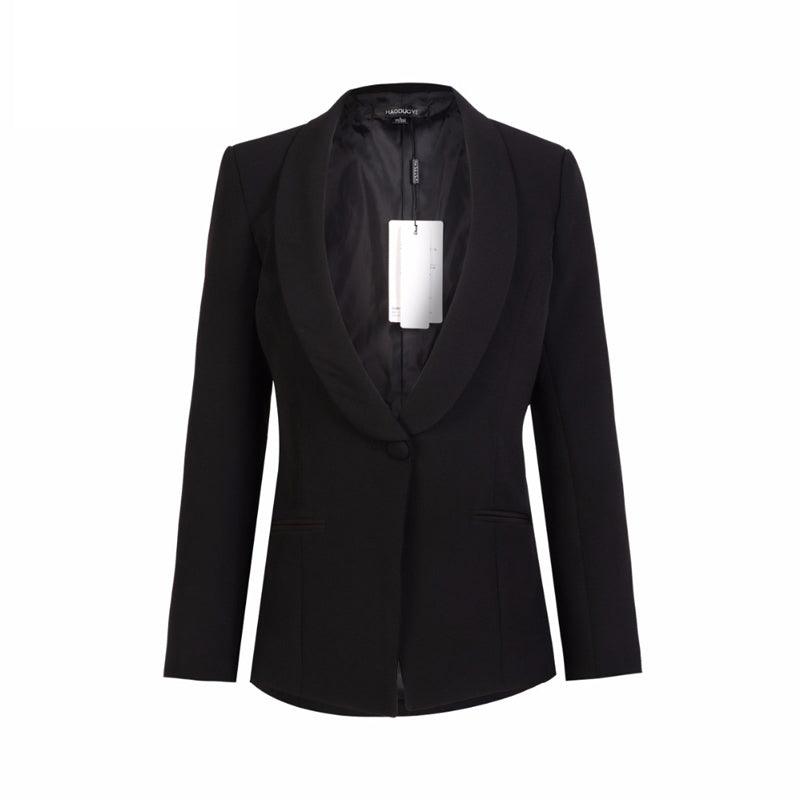 fitted black blazer