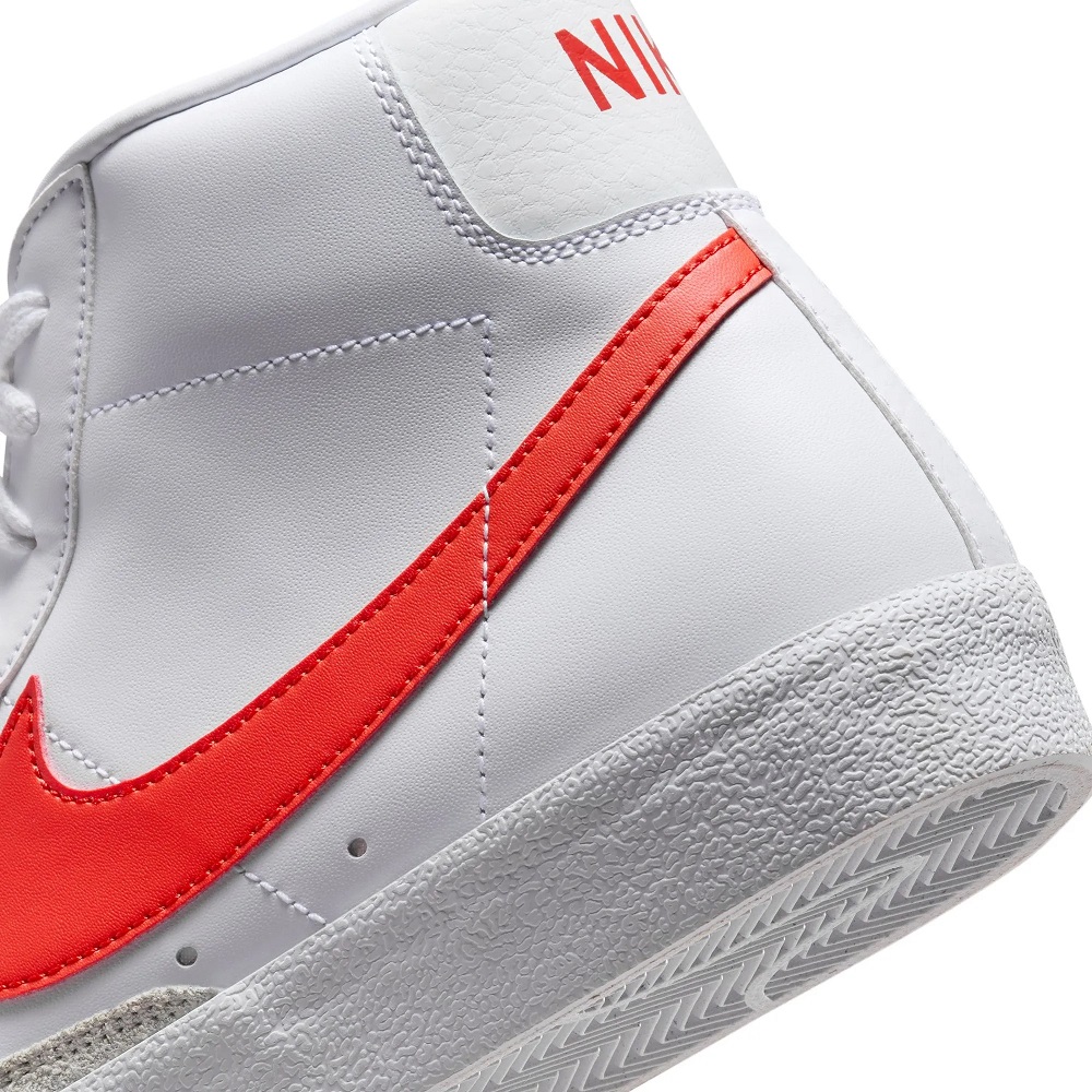 blazer mid