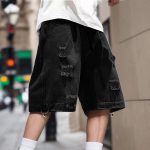 baggy shorts