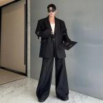 oversize black blazer