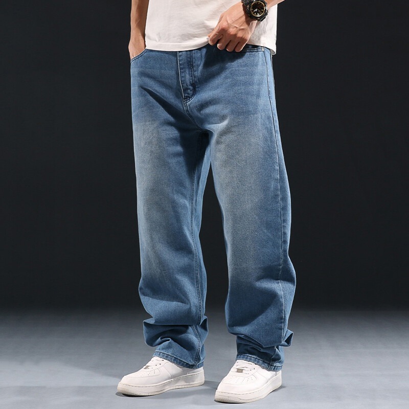 loose fit jeans