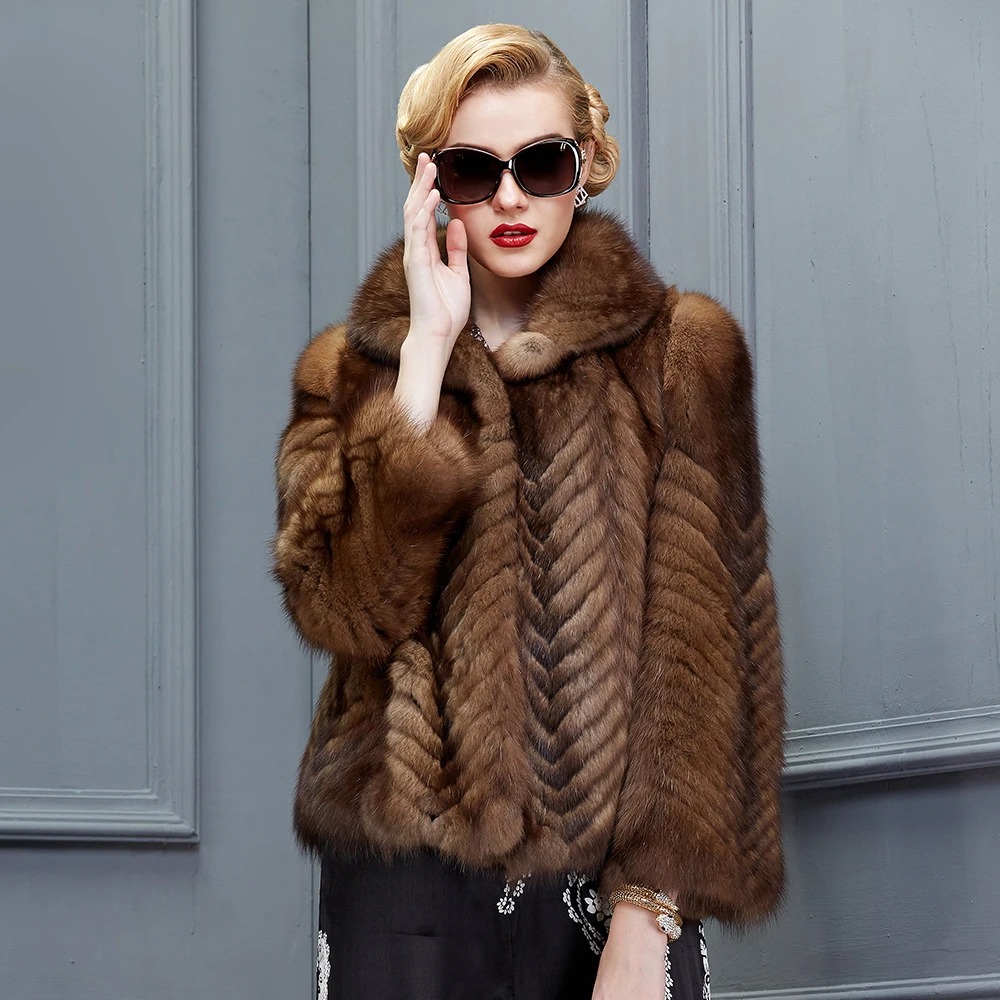 Women’s Mink Coat: The Ultimate Luxury for Timeless Elegance