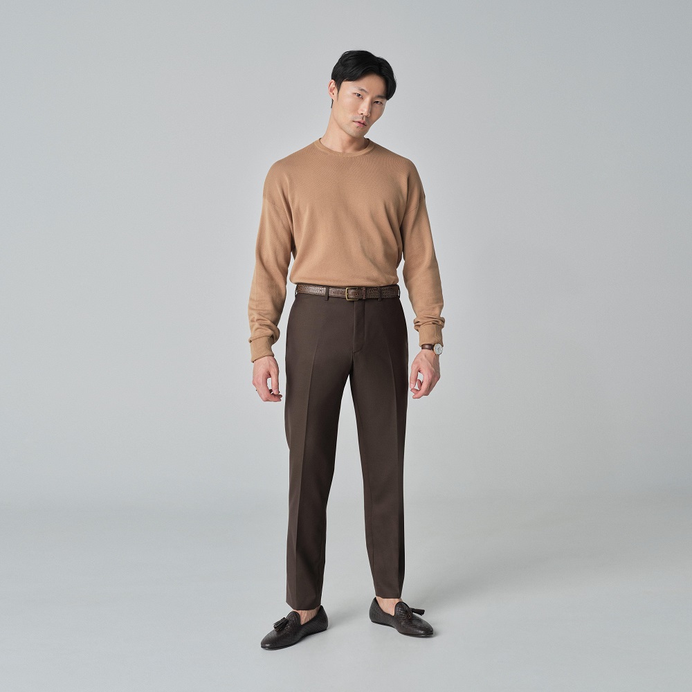 brown pants 