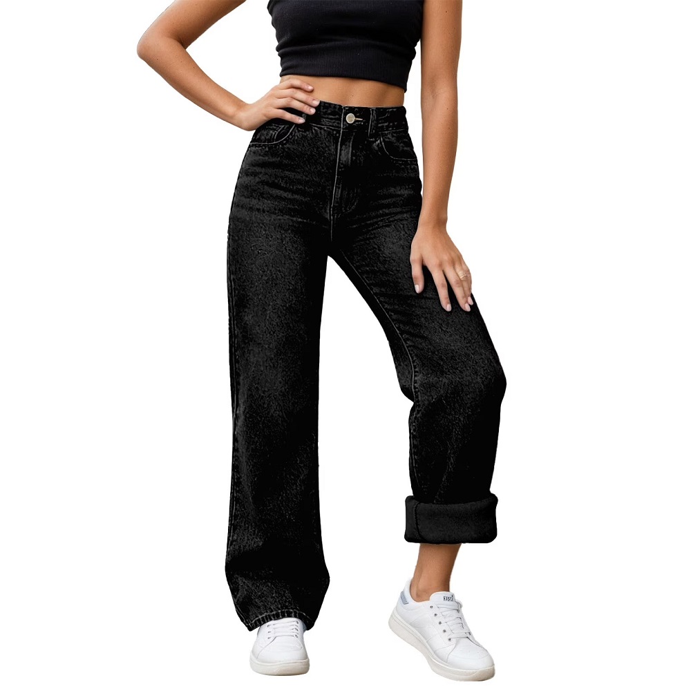 women baggy jeans