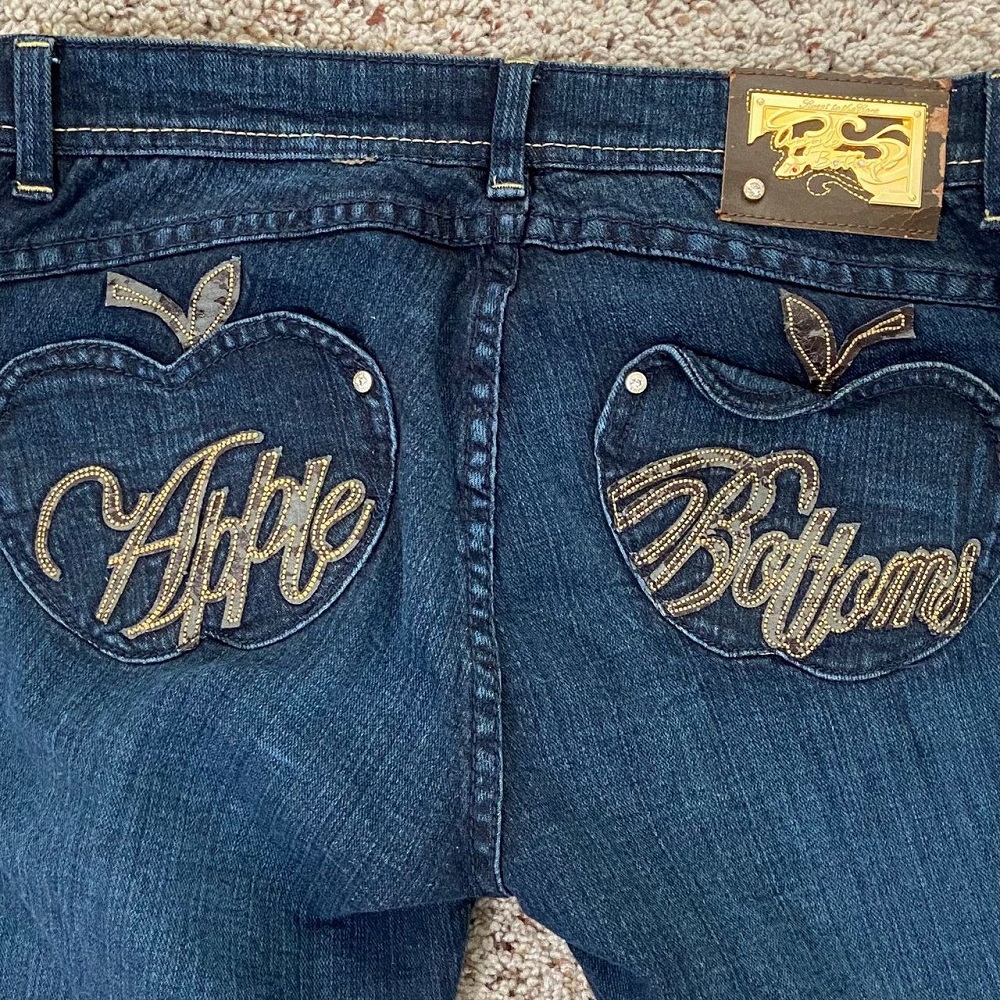 apple bottom jeans