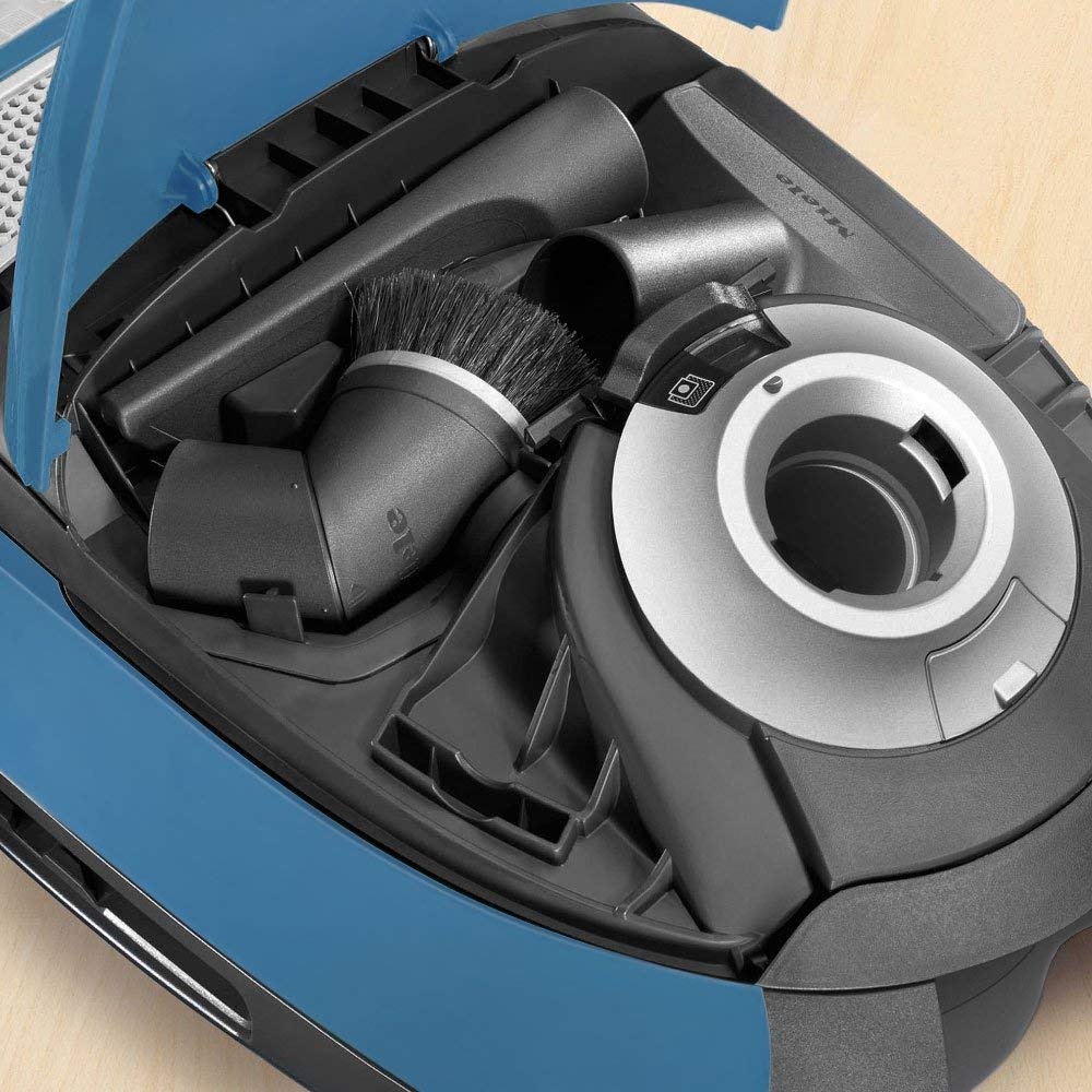 canister vacuum cleaners