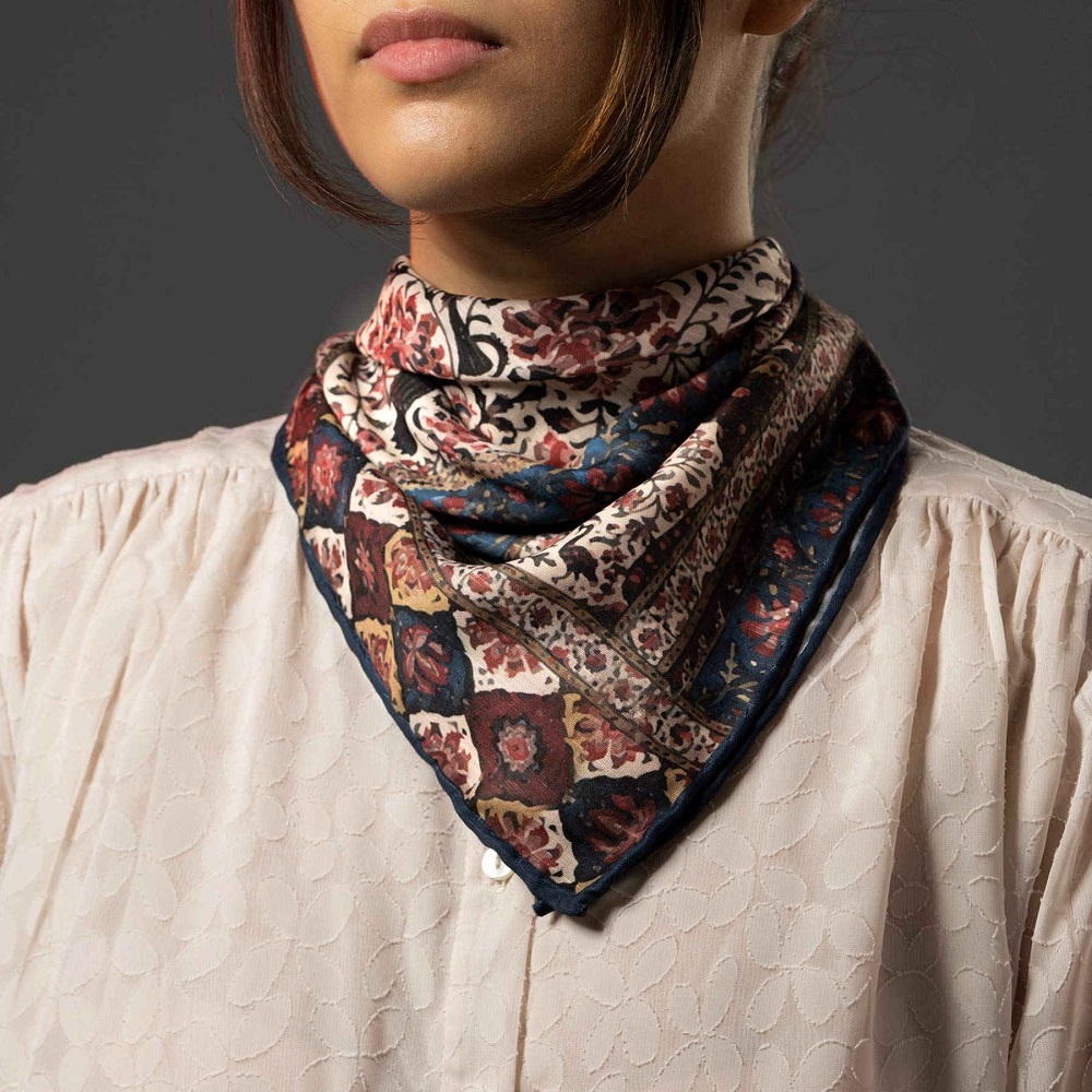 neck scarves