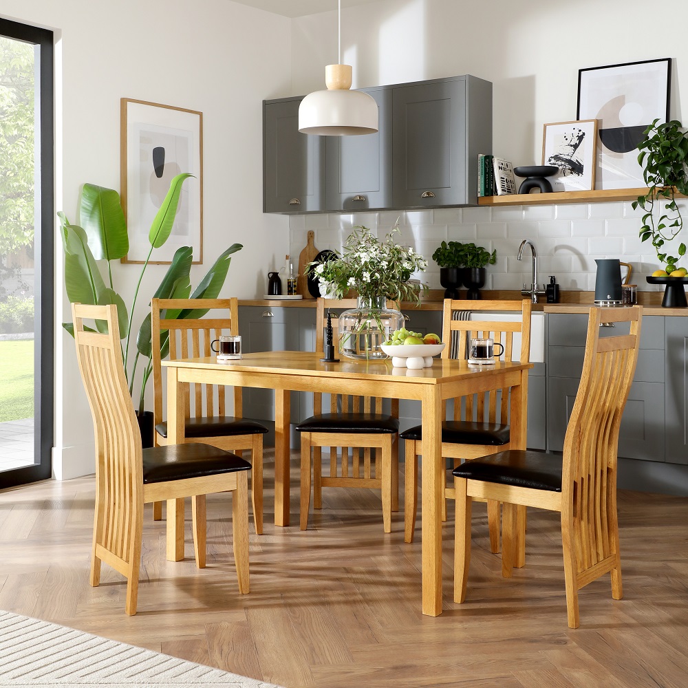 kitchen table and chairs