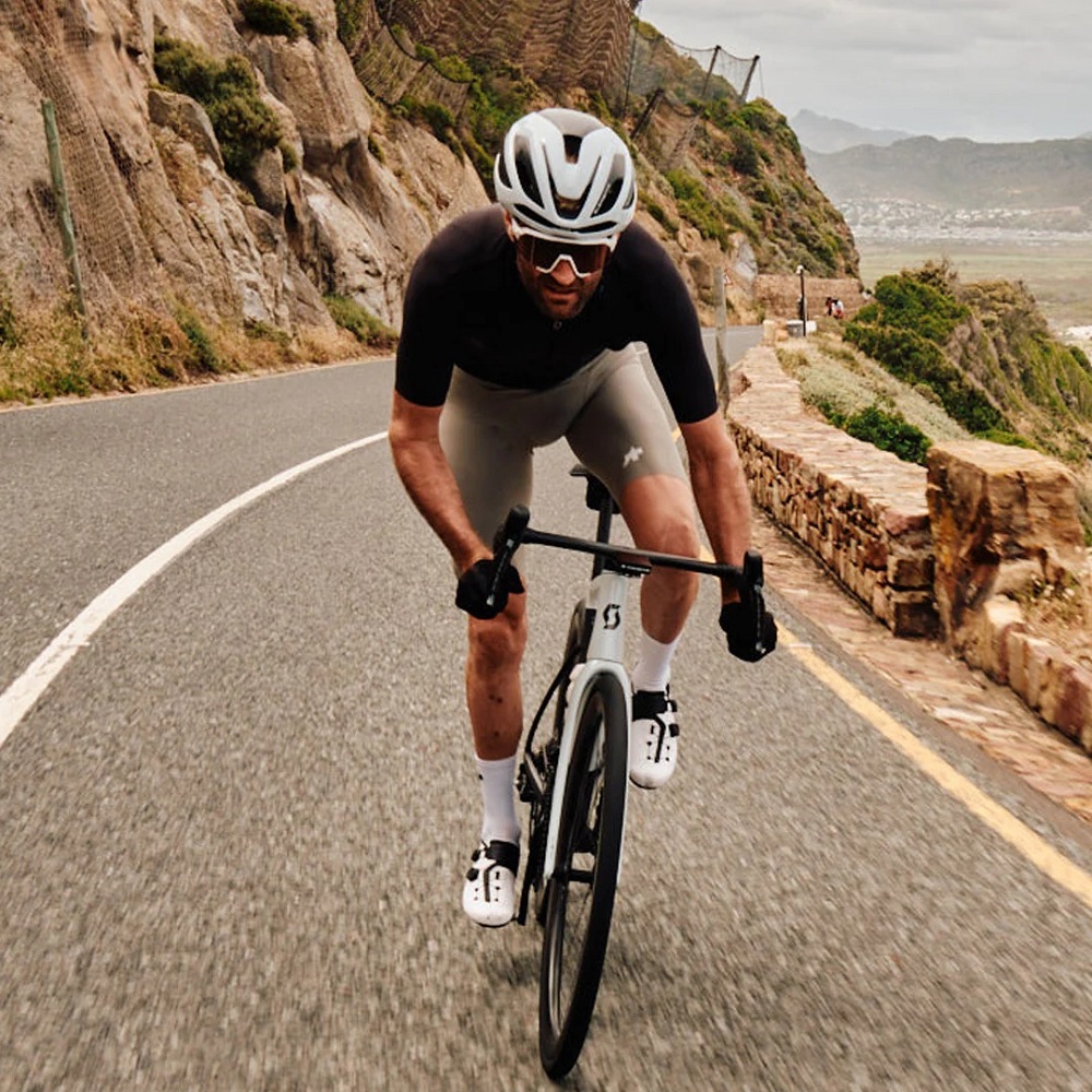 assos cycling