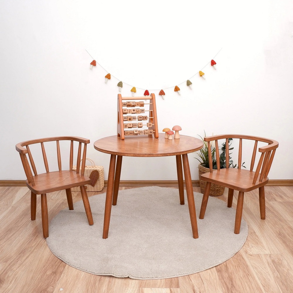 kids table and chairs