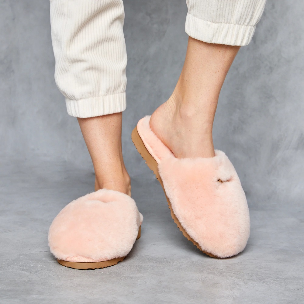ugg fuzzy slippers