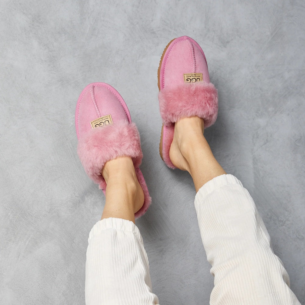 ugg fuzzy slippers