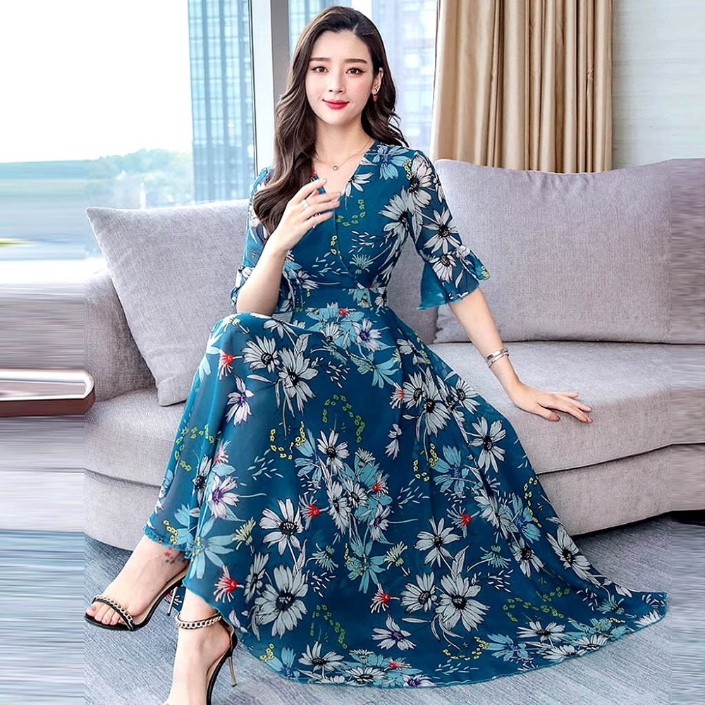 blue dress