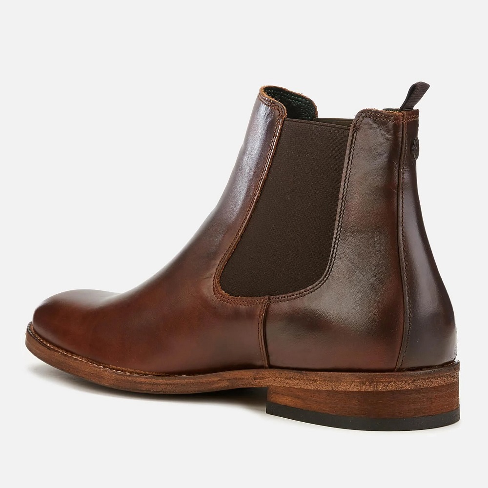 chelsea boots