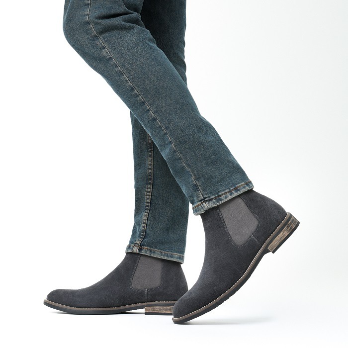 chelsea boots