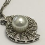 pearl pendant