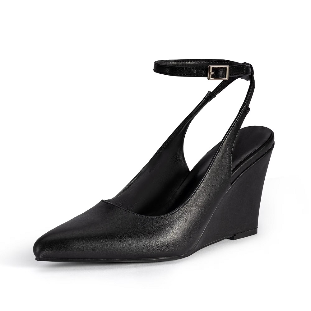 closed toe heels